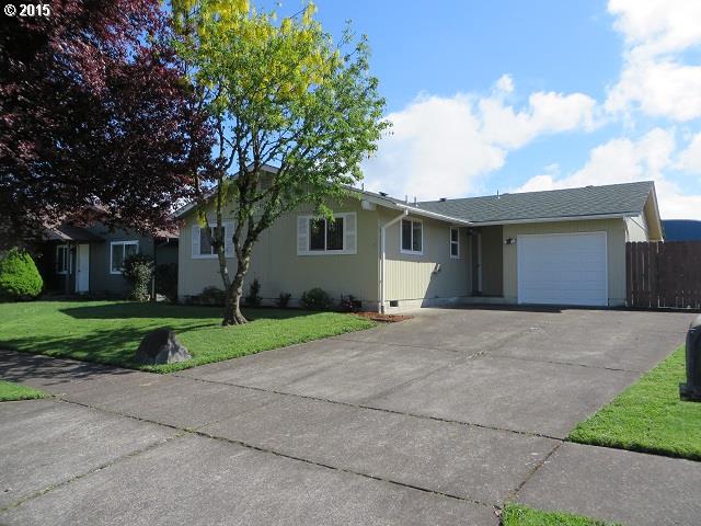 275 38th Pl, Springfield, OR 97478 photo 1