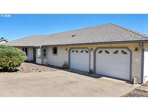 Exterior - 1180 SW Theta Ct, Pendleton, OR 97801 photo 2 of 7