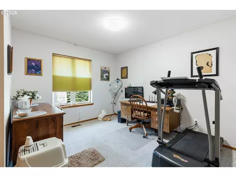 Other - 1180 SW Theta Ct, Pendleton, OR 97801 photo 5 of 10