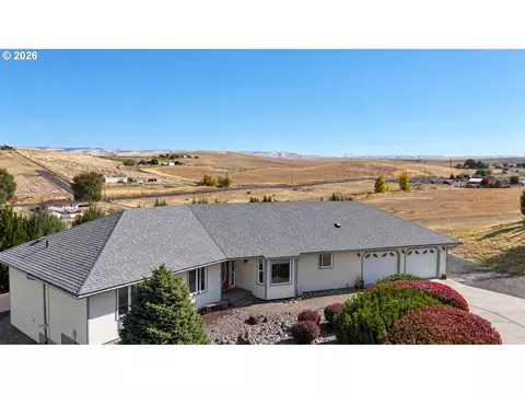View/Area - 1180 SW Theta Ct, Pendleton, OR 97801 photo 5 of 6
