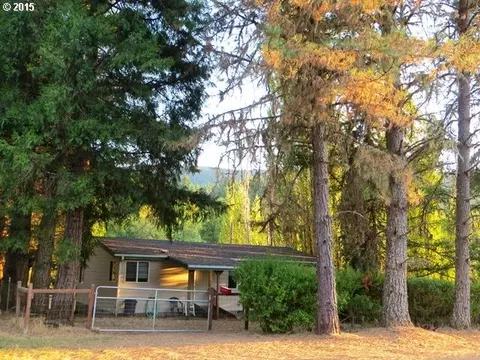 5351 Elkhead Rd, Yoncalla, OR 97499 photo 1
