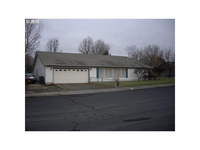 1302 SW 44th St, Pendleton, OR 97801 photo 1