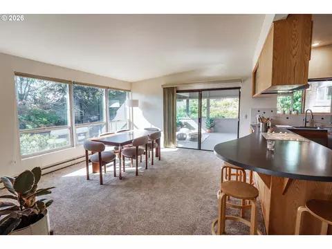 Dining - 495 W 27th Ave, Eugene, OR 97405 photo 1 of 3