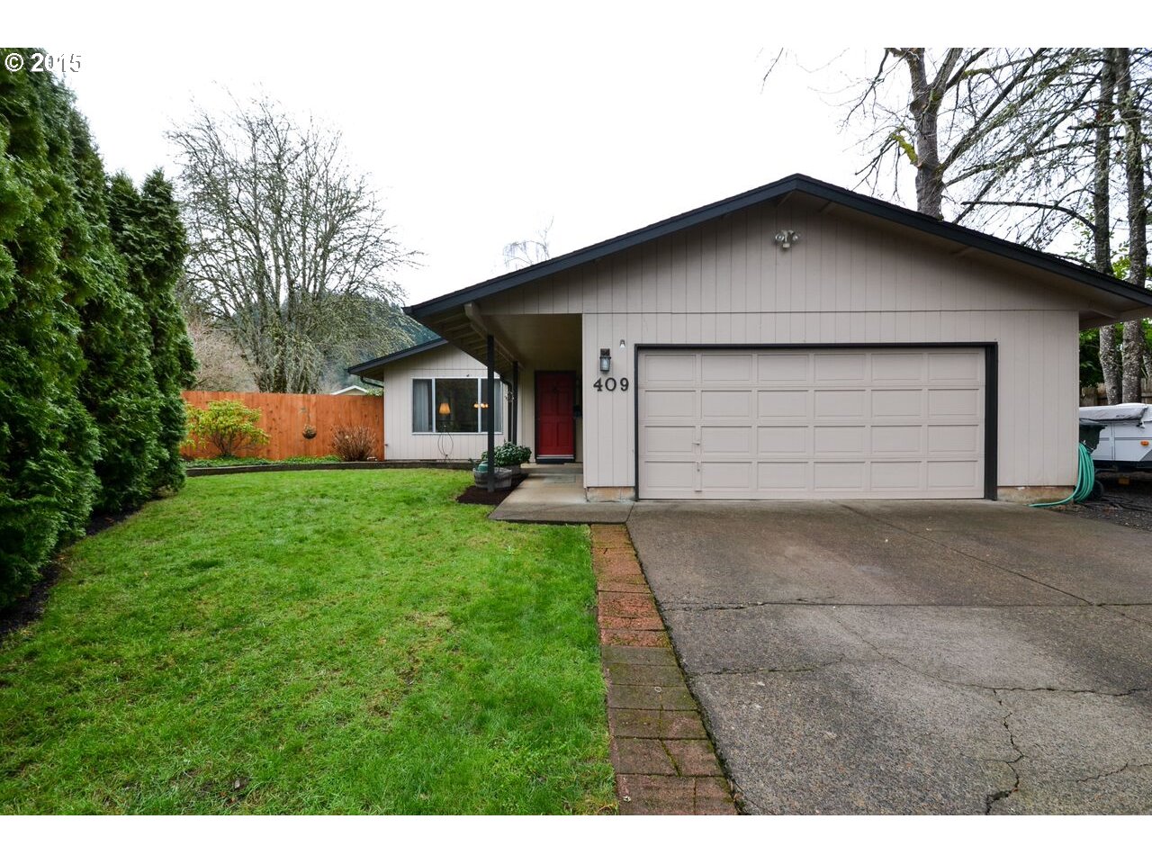 409 64th St, Springfield, OR 97478 photo 1
