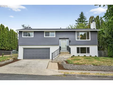 1475 SW 4th St, Gresham, OR 97080