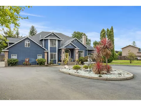 101 Aster St, Winchester, OR 97495