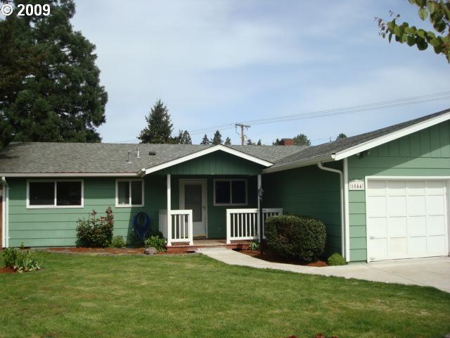 1044 Dondea St, Springfield, OR 97478 photo 1