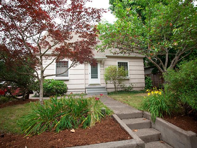 2022 Onyx St, Eugene, OR 97403 photo 1