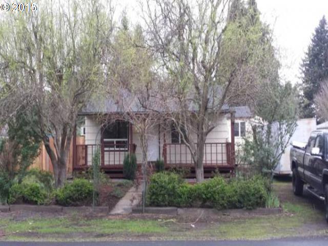 2040 Dewey St, Eugene, OR 97402 photo 1