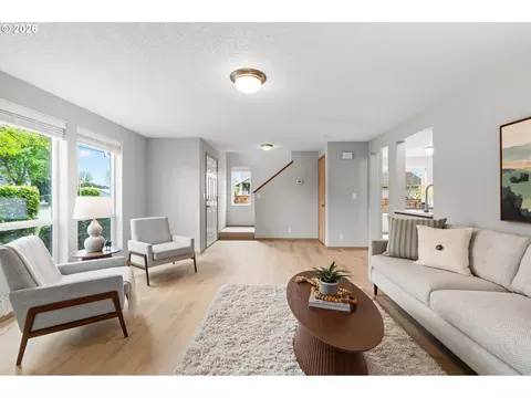 Living - 647 SE Hogan Rd, Gresham, OR 97080 photo 2 of 5