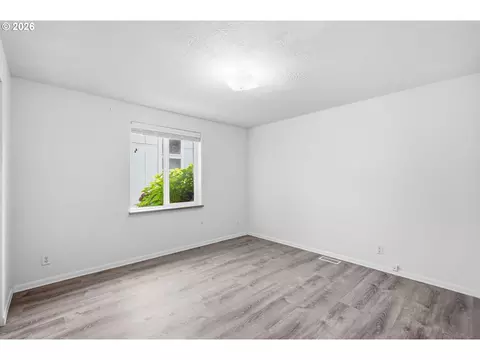 Bedroom - 4055 Royal Ave #22, Eugene, OR 97402 photo 1 of 4
