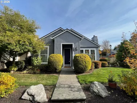 6659 NE Copper Beech Dr, Hillsboro, OR 97124