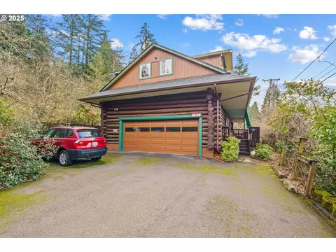 3200 Emerald St, Eugene, OR 97405