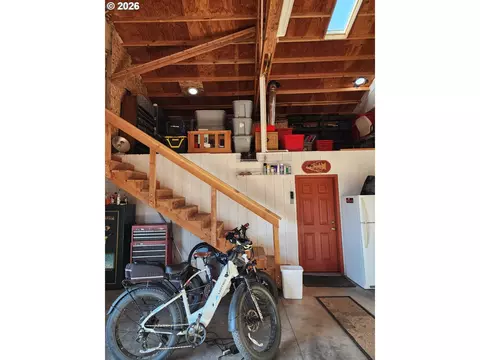 Other - 795 E St, Riddle, OR 97469 photo 11 of 12
