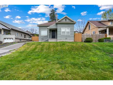 Exterior - 411 NW 9th St, Pendleton, OR 97801 photo 1 of 6