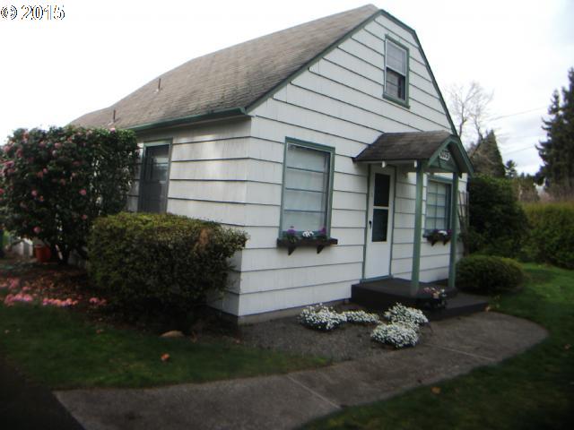 1075 SE Morlan Ave, Gresham, OR 97080 photo 1