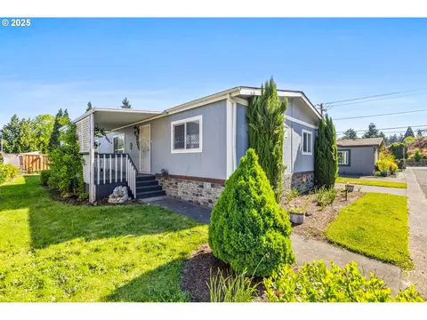 10523 SE Linwood Ave #7, Milwaukie, OR 97222