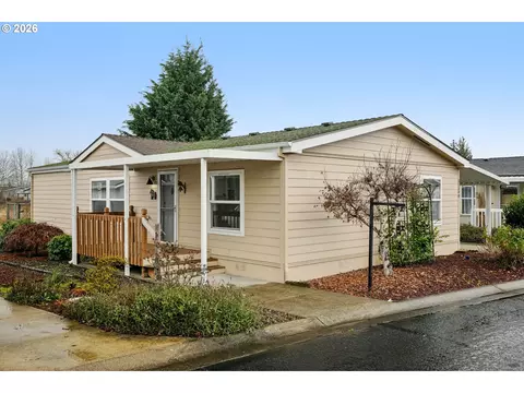 51540 Westlake Dr, Scappoose, OR 97056