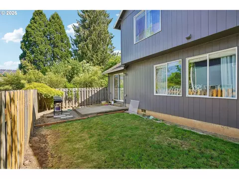 Exterior - 40348 Therese St, Sandy, OR 97055 photo 4 of 4