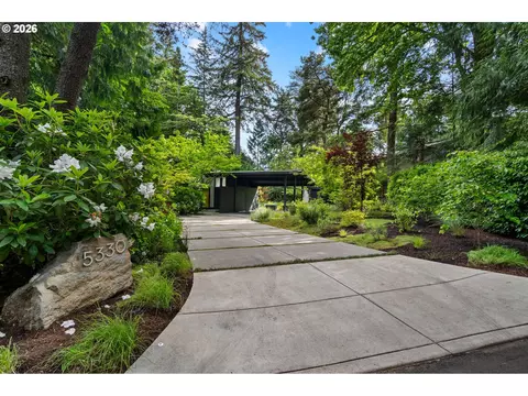 5330 SW Westdale Dr, Portland, OR 97221