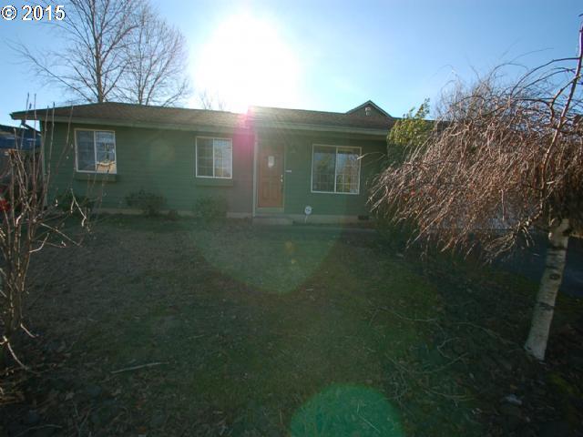 560 SE Vista Ter, Gresham, OR 97080 photo 1