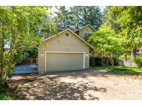 2331 Todd St, Eugene, OR 97405