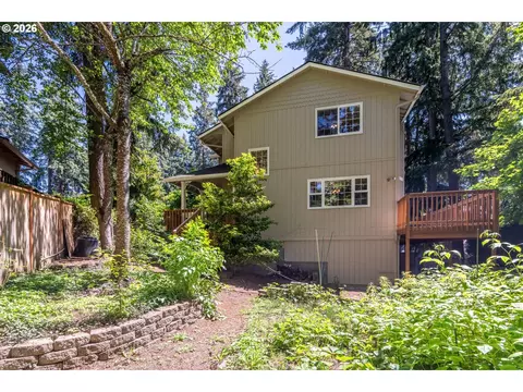Exterior - 2331 Todd St, Eugene, OR 97405 photo 7 of 8