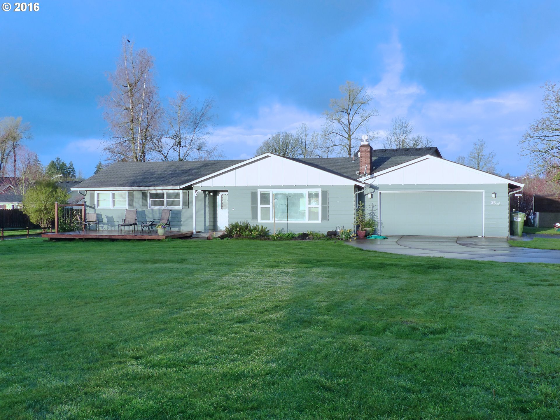 2568 E 3rd St, Newberg, OR 97132 photo 1