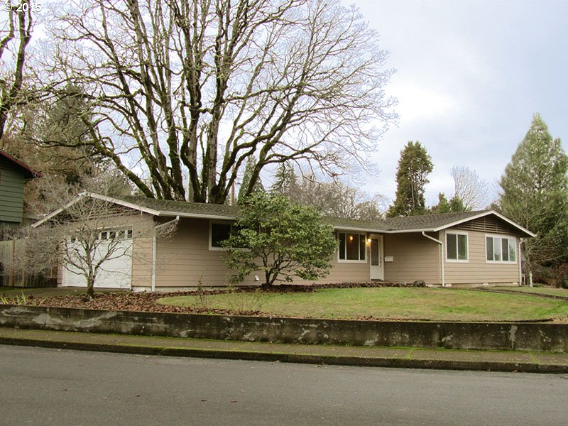 3590 Mill St, Eugene, OR 97405 photo 1