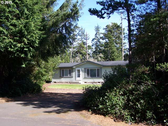4827 Rhododendron Loop, Florence, OR 97439 photo 1