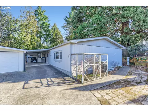 17197 SW Smith Ave #33, Sherwood, OR 97140