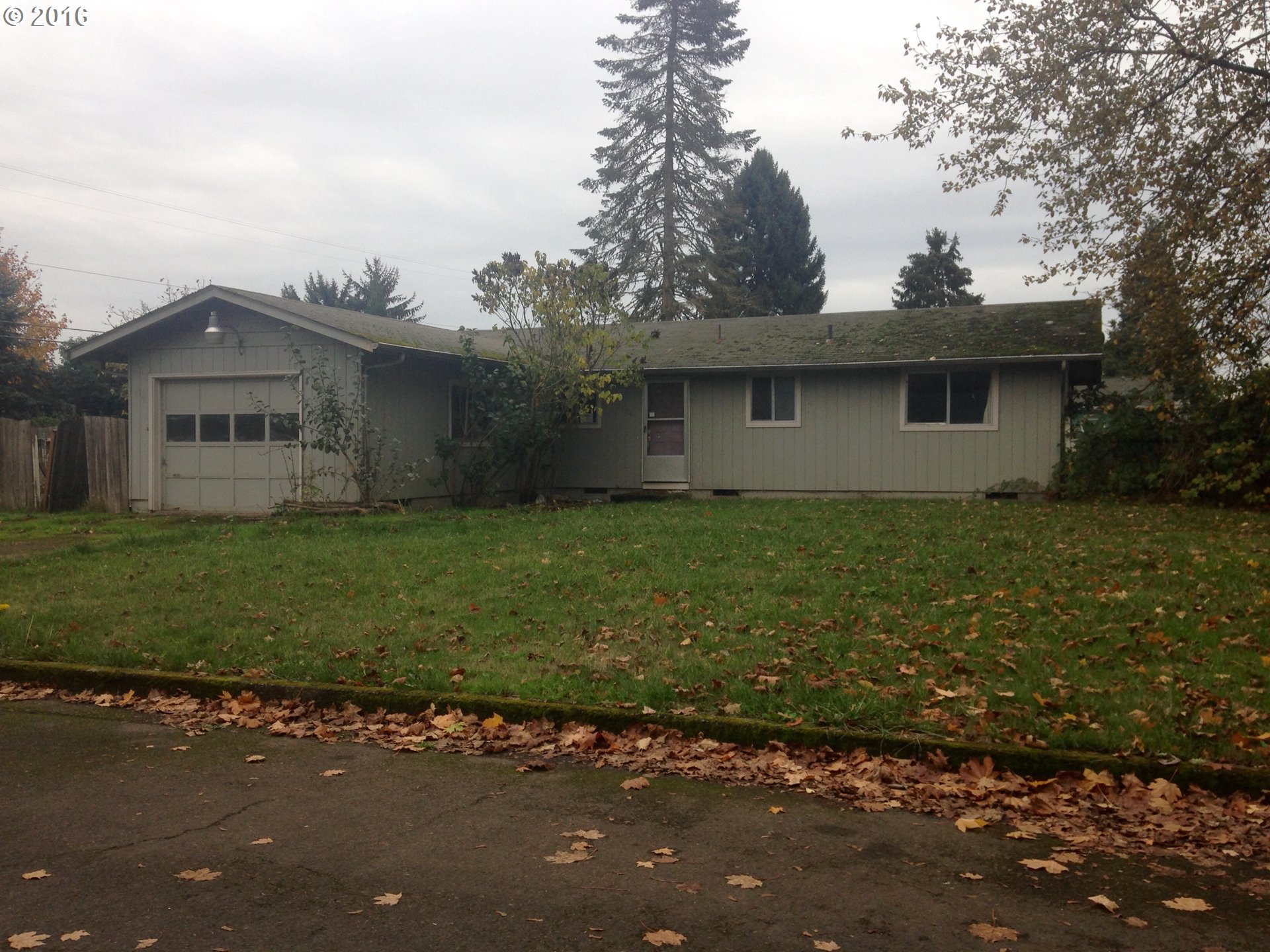 3704 Gilham Rd, Eugene, OR 97408 photo 1