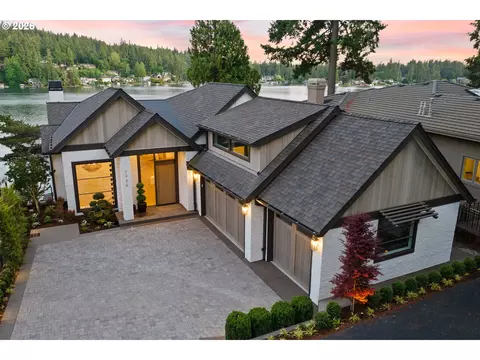 2988 Lakeview Blvd, Lake Oswego, OR 97035