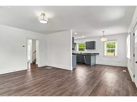 Living - 240 E Clarendon St, Gladstone, OR 97027 photo 6 of 8
