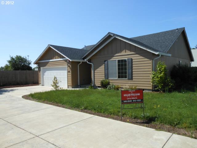 145 Kourt Dr, Eugene, OR 97404 photo 1