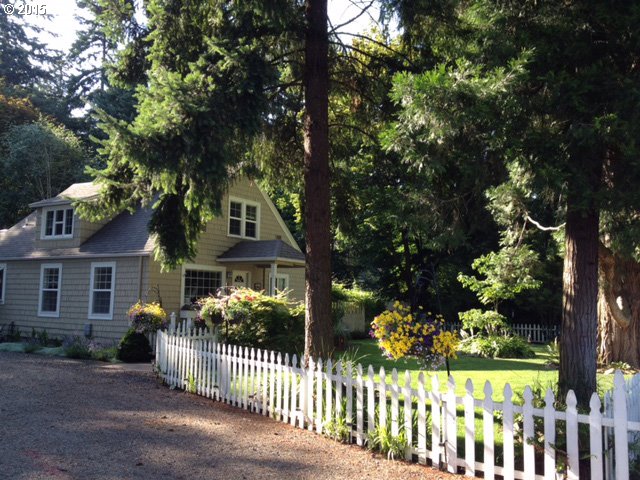 1420 Piper Ln, Eugene, OR 97401 photo 1