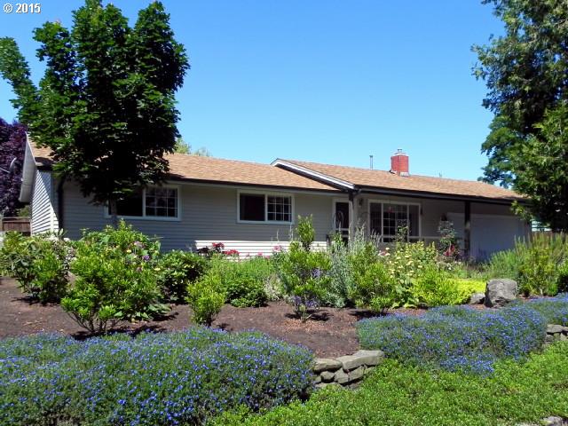 3040 Arrowhead St, Eugene, OR 97404 photo 1