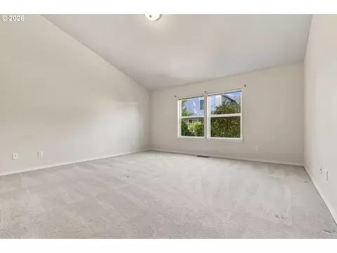 Other - 645 N Juniper Ct, Canby, OR 97013 photo 2 of 6