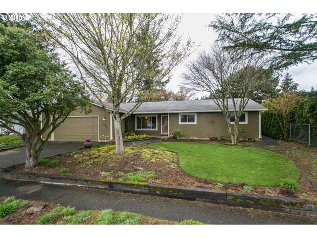 1085 NE 24th St, Gresham, OR 97030 photo 1