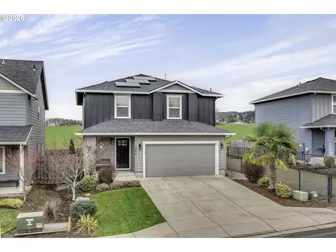1028 E 16th St, Lafayette, OR 97127