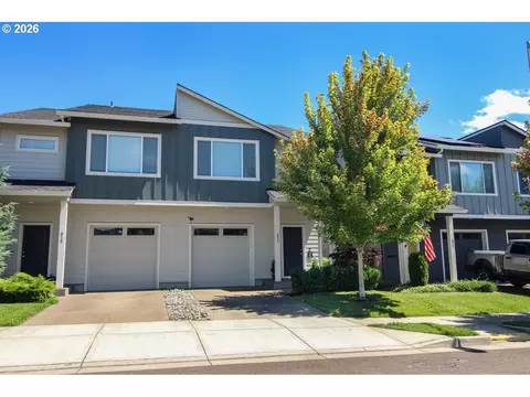 Exterior - 822 S 22nd Ave, Cornelius, OR 97113 photo 9 of 9