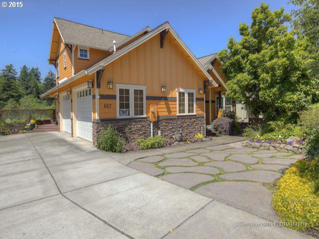 617 SE Roberts Ave, Gresham, OR 97080 photo 1