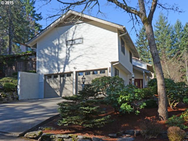 541 Brookside Dr, Eugene, OR 97405 photo 1