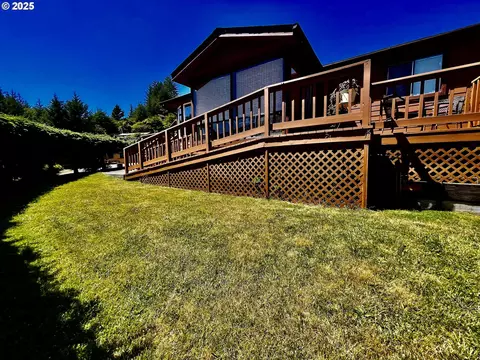 19921 Whaleshead Rd #I 3, Brookings, OR 97415