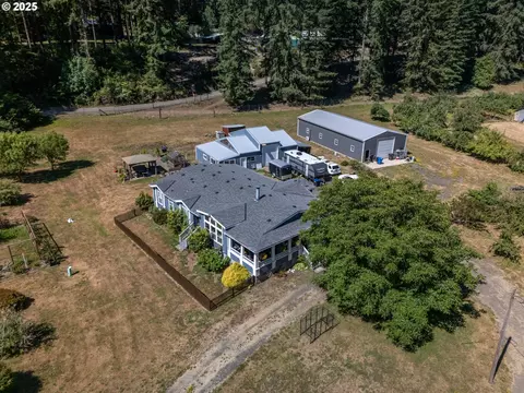 138 E Thissell Rd, Tidewater, OR 97390