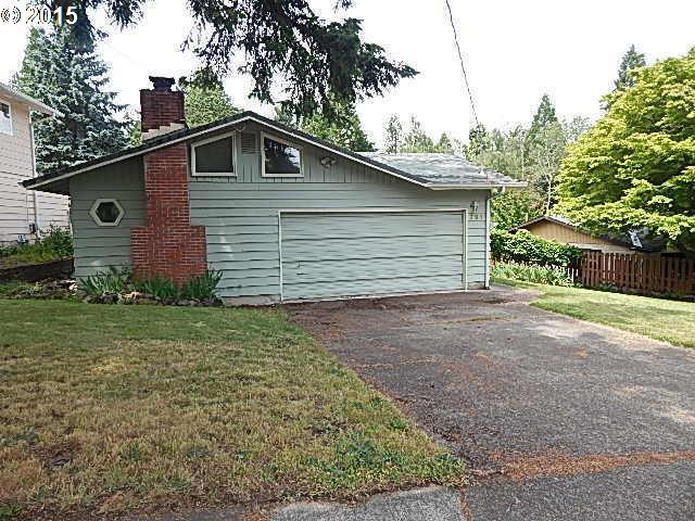 791 Larch St, Eugene, OR 97405 photo 1