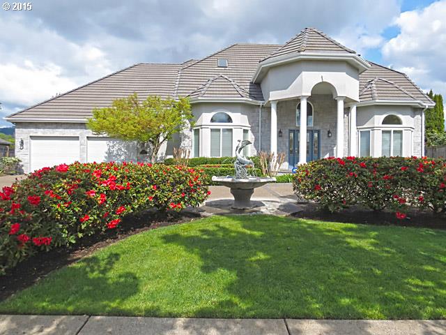 938 Mckenzie Crest Dr, Springfield, OR 97477 photo 1