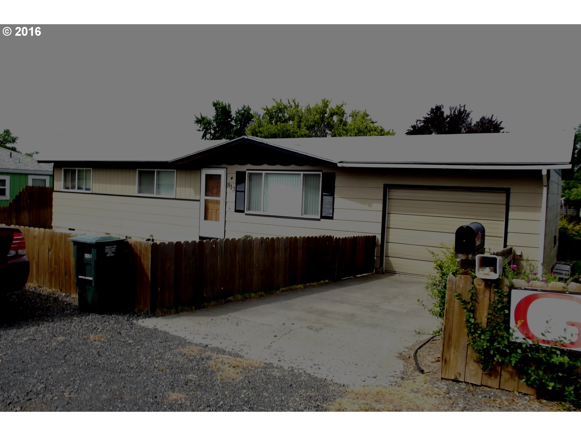 813 SW 13th St, Pendleton, OR 97801 photo 1