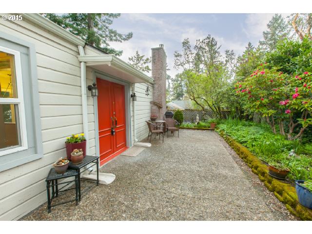 1680 Westover Dr, Eugene, OR 97403 photo 1