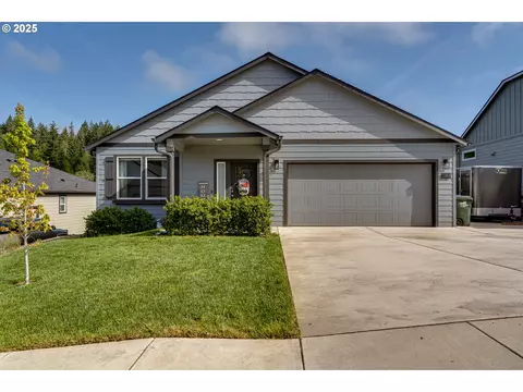 183 Rockcrest Dr, Lowell, OR 97452